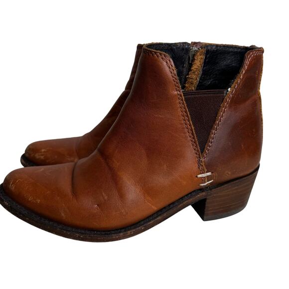 LIBERTY Black Shoes - Liberty Black Size 6 Brown Distressed Botties Round Toe Leather Boot Made Mexico